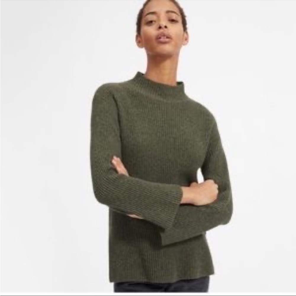 Everlane 100% Cashmere Mock Neck Sweater